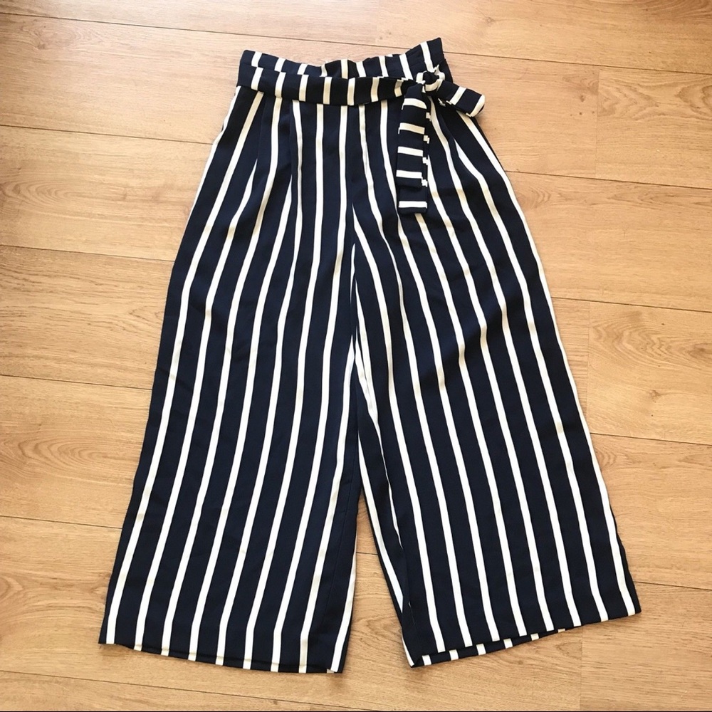 Zara Navy Blue White trousers
